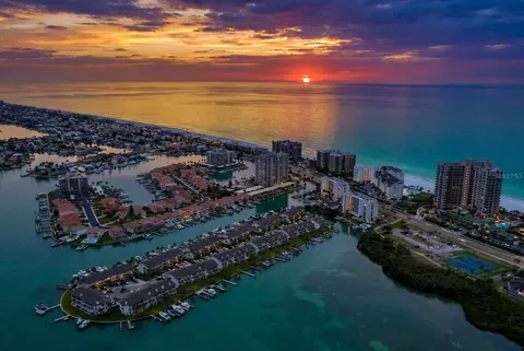 118 Marina Del Rey Ct, Clearwater Beach, FL 33767