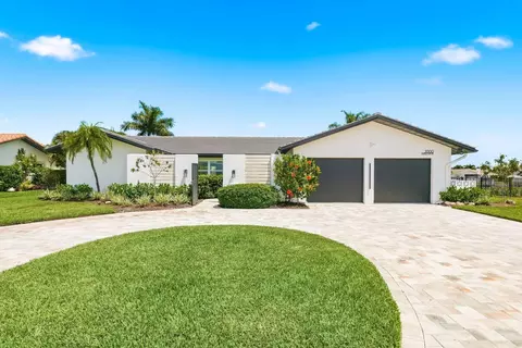 2000 Kansas Ave NE, Saint Petersburg, FL 33703