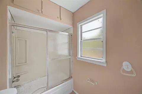 Bath - 232 Cutrone Rd, Winter Haven, FL 33880 photo 4 of 4