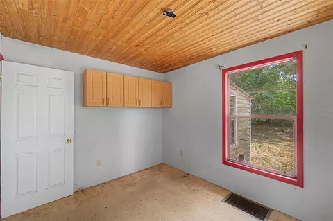 Bedroom - 232 Cutrone Rd, Winter Haven, FL 33880 photo 8 of 9
