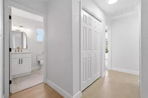 Entry Way - 5065 Plumosa St, Spring Hill, FL 34607 photo 2 of 5