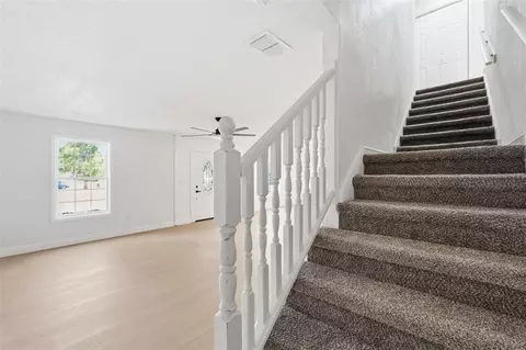 Entry Way - 5065 Plumosa St, Spring Hill, FL 34607 photo 4 of 5