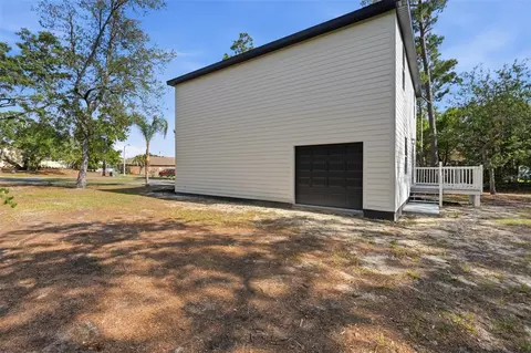 Exterior - 5065 Plumosa St, Spring Hill, FL 34607 photo 6 of 9