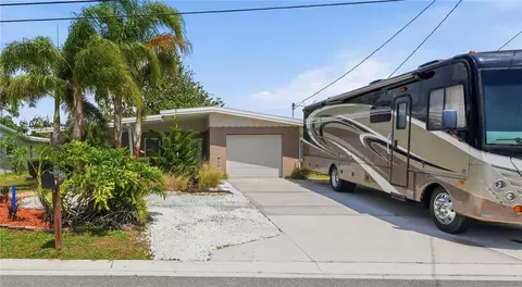 179 E Canal Dr, Palm Harbor, FL 34684