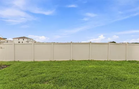 Exterior - 17056 Canary Trl, Parrish, FL 34219 photo 2 of 3