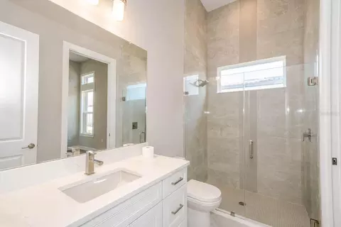 Bath - 4866 Freccia Loop, Wesley Chapel, FL 33543 photo 5 of 5