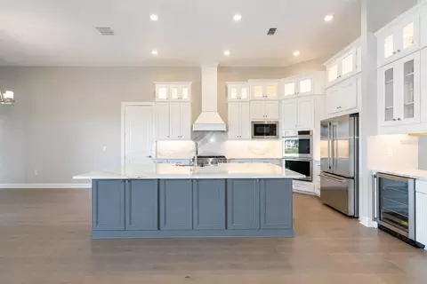 Kitchen - 4866 Freccia Loop, Wesley Chapel, FL 33543 photo 5 of 5