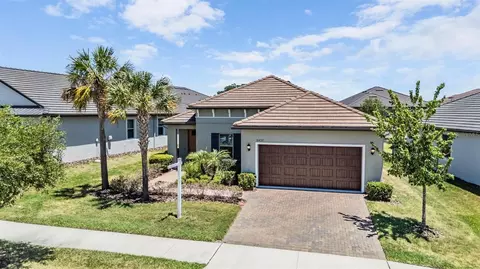 31427 Cannon Rush Dr, San Antonio, FL 33576
