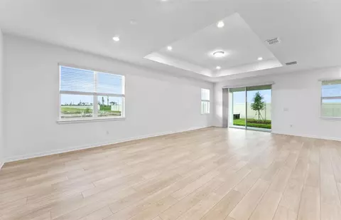 Living - 16816 Harmony River Ln, Parrish, FL 34219 photo 2 of 3