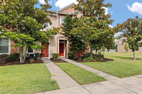 6981 Towering Spruce Dr, Riverview, FL 33578