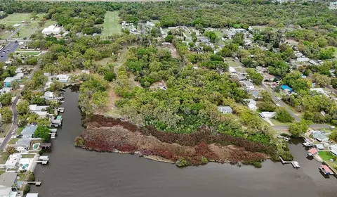 7013 7015 Riverview Dr, Riverview, FL 33578
