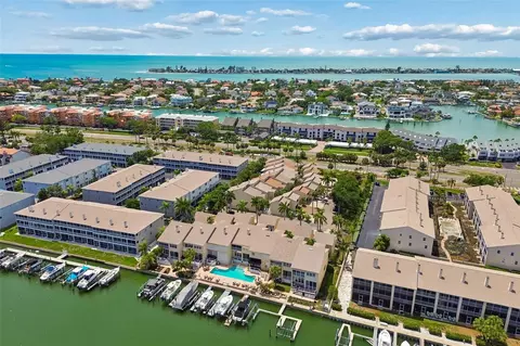 487 Pinellas Bayway S #207, Saint Petersburg, FL 33715
