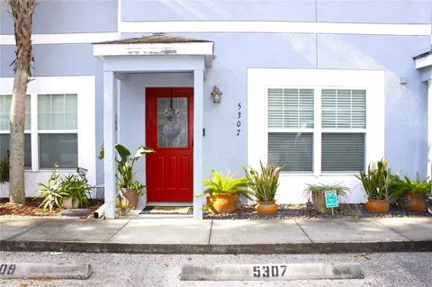 5307 Terraza Ct, Temple Terrace, FL 33617