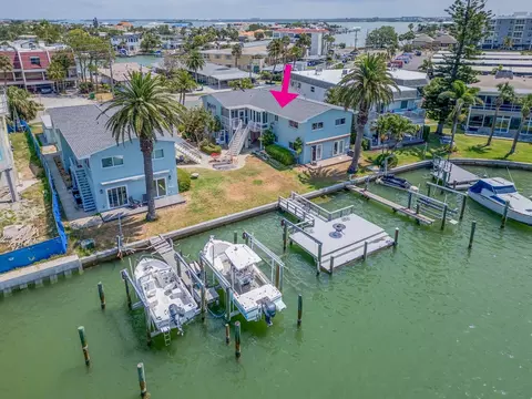 241 Skiff Pt #4, Clearwater Beach, FL 33767