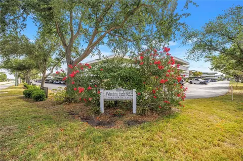 4720 Locust St NE #318, Saint Petersburg, FL 33703