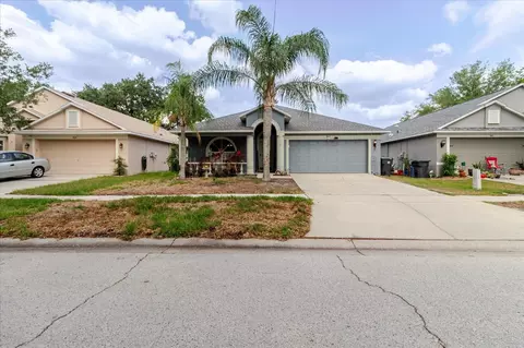 Exterior - 9817 White Barn Way, Riverview, FL 33569 photo 7 of 8