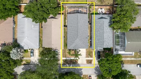 View/Area - 9817 White Barn Way, Riverview, FL 33569 photo 2 of 9