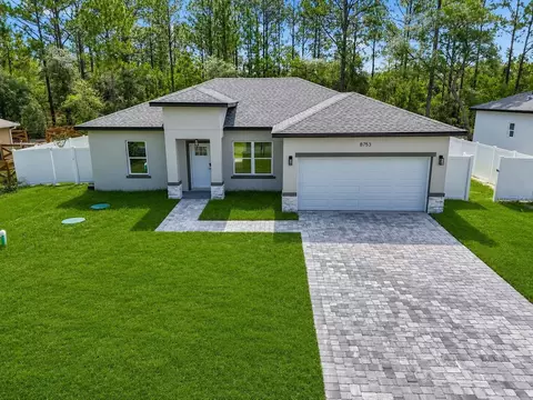 8753 N Raidin Dr, Citrus Springs, FL 34433