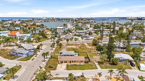 510 Marlyn Way, Madeira Beach, FL 33708
