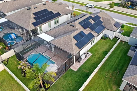 View/Area - 11637 Tetrafin Dr, Riverview, FL 33579 photo 1 of 7