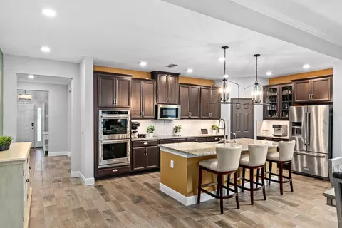 Kitchen - 11637 Tetrafin Dr, Riverview, FL 33579 photo 1 of 4