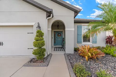 Exterior - 11637 Tetrafin Dr, Riverview, FL 33579 photo 3 of 8