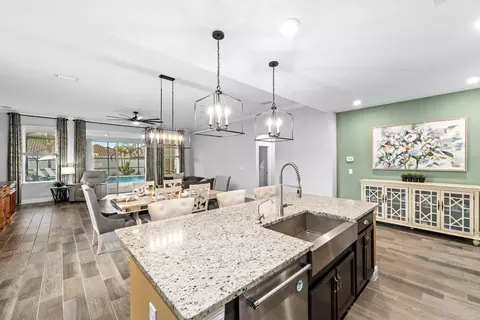 Kitchen - 11637 Tetrafin Dr, Riverview, FL 33579 photo 3 of 4