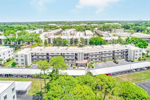 7951 58th Ave N #208, Saint Petersburg, FL 33709