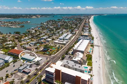 10 164th Ave #1, Redington Beach, FL 33708