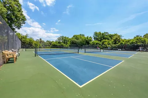 View/Area - 318 Timberlake Dr, Bradenton, FL 34210 photo 2 of 6