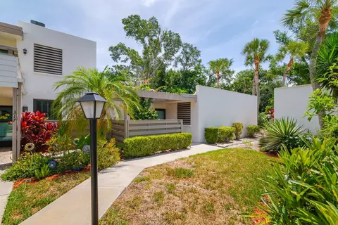 Exterior - 318 Timberlake Dr, Bradenton, FL 34210 photo 29 of 32