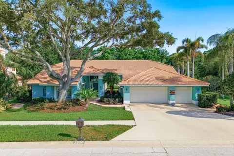 3930 Tarian Ct, Palm Harbor, FL 34684