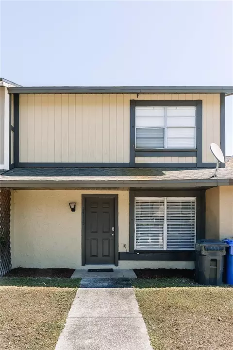 14115 Village View Dr, Tampa, FL 33624