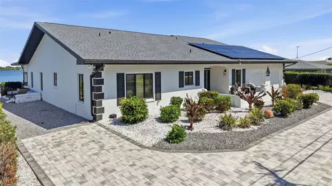 5207 Bay State Rd, Palmetto, FL 34221