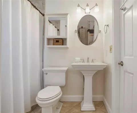 Bath - 324 173rd Ave E, North Redington Beach, FL 33708 photo 5 of 6