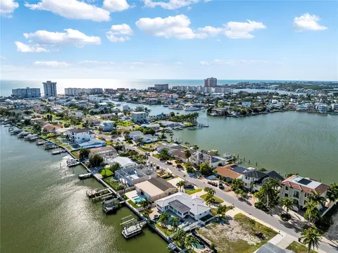 View/Area - 324 173rd Ave E, North Redington Beach, FL 33708 photo 16 of 24