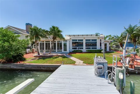 Exterior - 324 173rd Ave E, North Redington Beach, FL 33708 photo 11 of 12