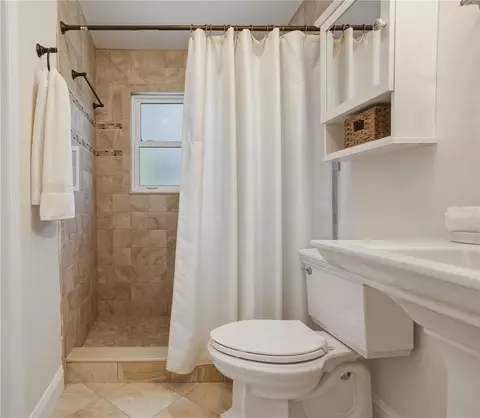 Bath - 324 173rd Ave E, North Redington Beach, FL 33708 photo 6 of 6