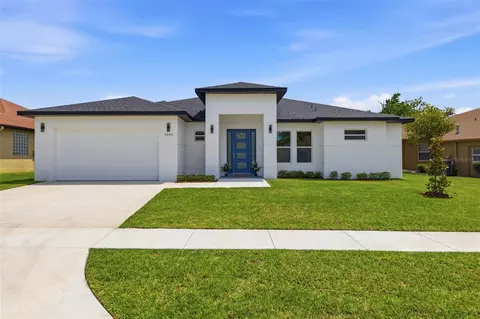 4260 Baudelaire Ct, Brooksville, FL 34604