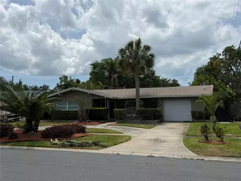 546 Gershwin Dr, Largo, FL 33771