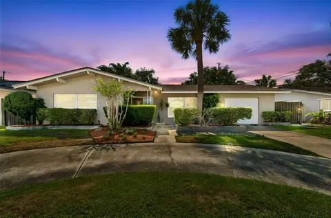 546 Gershwin Dr, Largo, FL 33771