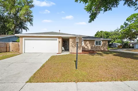 2209 Sherbrook Dr, Valrico, FL 33594