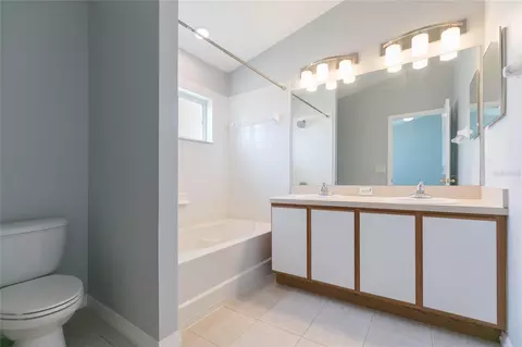 Bath - 6407 Barksdale Way, Riverview, FL 33578 photo 2 of 4
