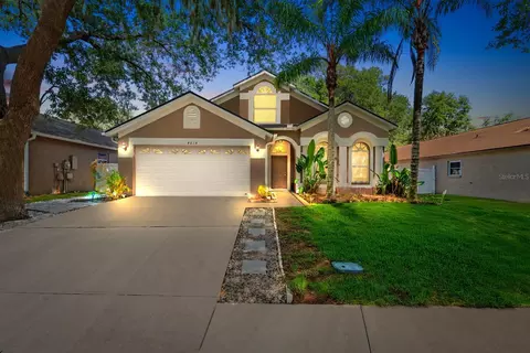 4814 Portobello Cir, Valrico, FL 33596