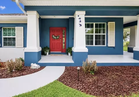 Exterior - 13101 Done Groven Dr, Dover, FL 33527 photo 6 of 19