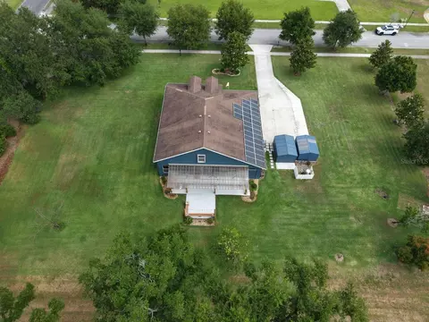 View/Area - 13101 Done Groven Dr, Dover, FL 33527 photo 6 of 8