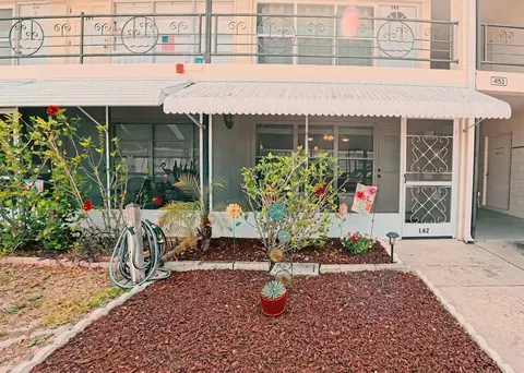 4153 58th St N #142, Kenneth City, FL 33709