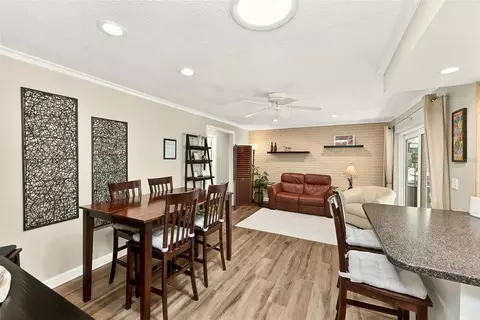 Dining - 14339 110th Ter, Largo, FL 33774 photo 3 of 4