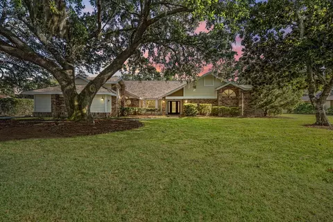 2778 St Andrews Blvd, Tarpon Springs, FL 34688