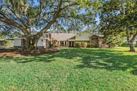 2778 St Andrews Blvd, Tarpon Springs, FL 34688
